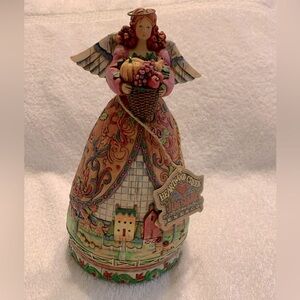 Jim Shore 2004 Heartwood Creek “Bountiful Angel” figure
